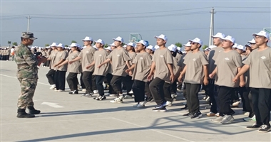 骄阳无惧，百炼成钢！ 直击建工“新兵”热血军训现场